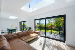Kitchen/ Diner - click for photo gallery